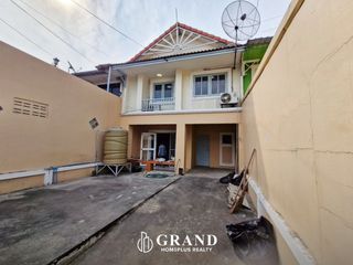 For sale 3 bed townhouse in Khlong Luang, Pathum Thani