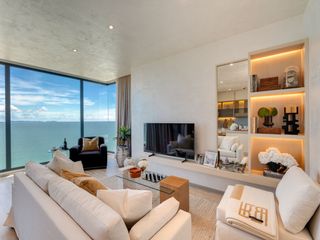 For sale 2 Beds condo in Bang Lamung, Chonburi