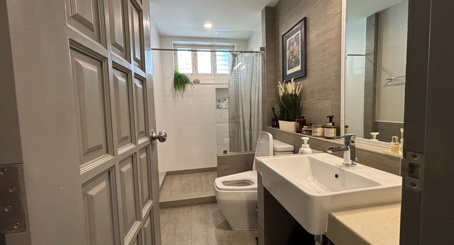 For sale 5 ベッドルーム house in Chatuchak, Bangkok