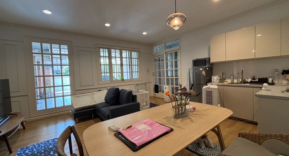 For sale 5 ベッドルーム house in Chatuchak, Bangkok