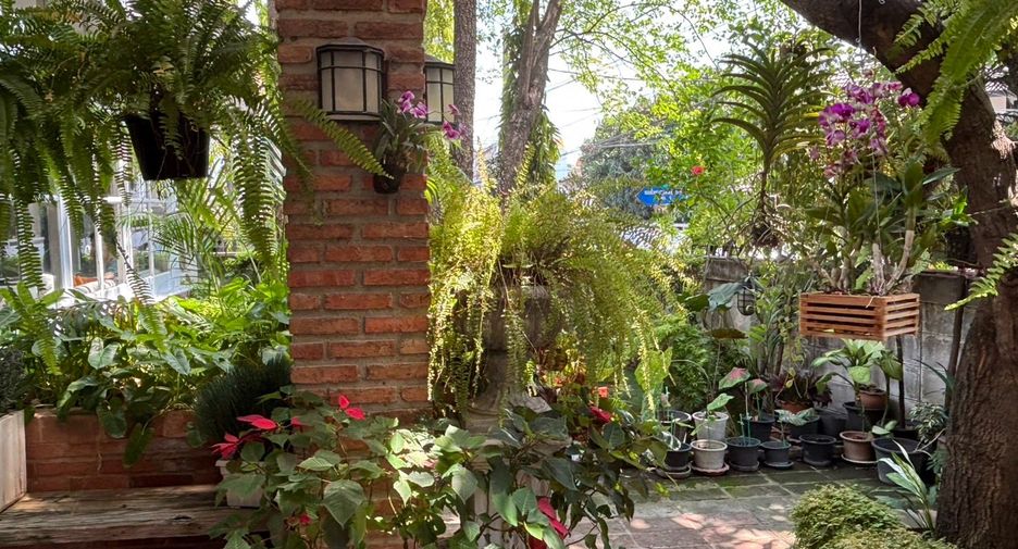 For sale 5 ベッドルーム house in Chatuchak, Bangkok