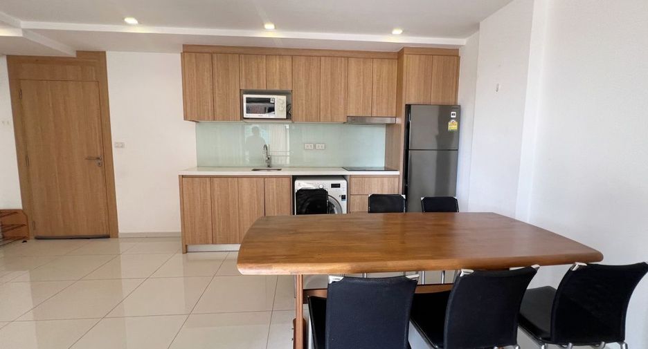 For rent and for sale 1 bed condo in Pratumnak, Pattaya