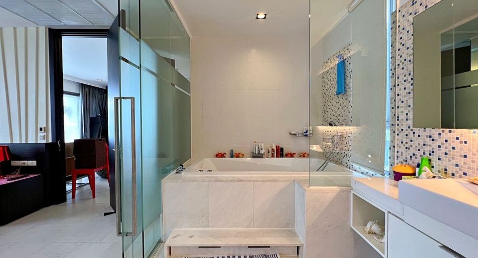 Condo en alquiler de 2 habitaciones en North Pattaya, Pattaya