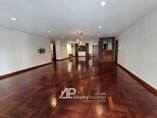 For sale 3 Beds condo in Watthana, Bangkok