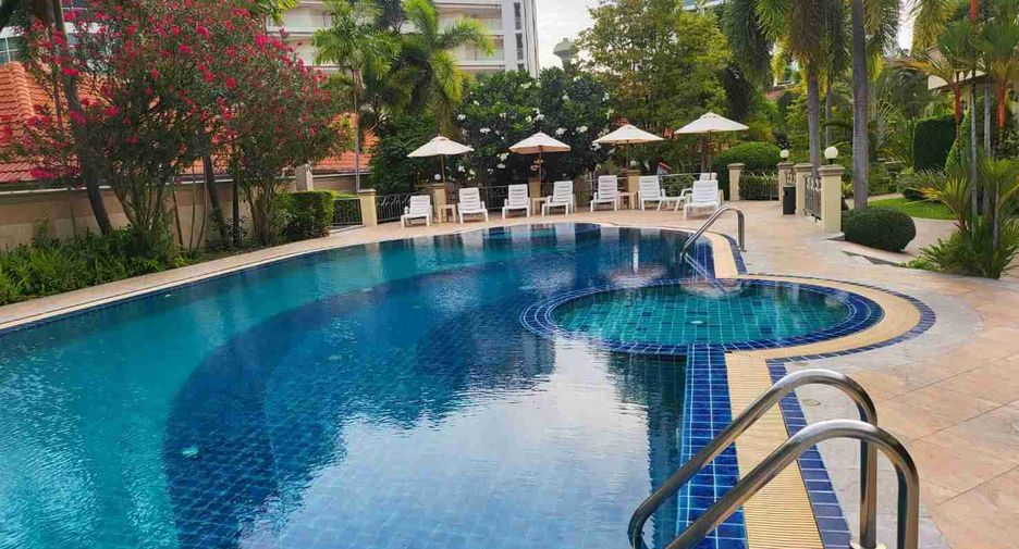 For sale 2 bedrooms condo in Pratumnak, Pattaya