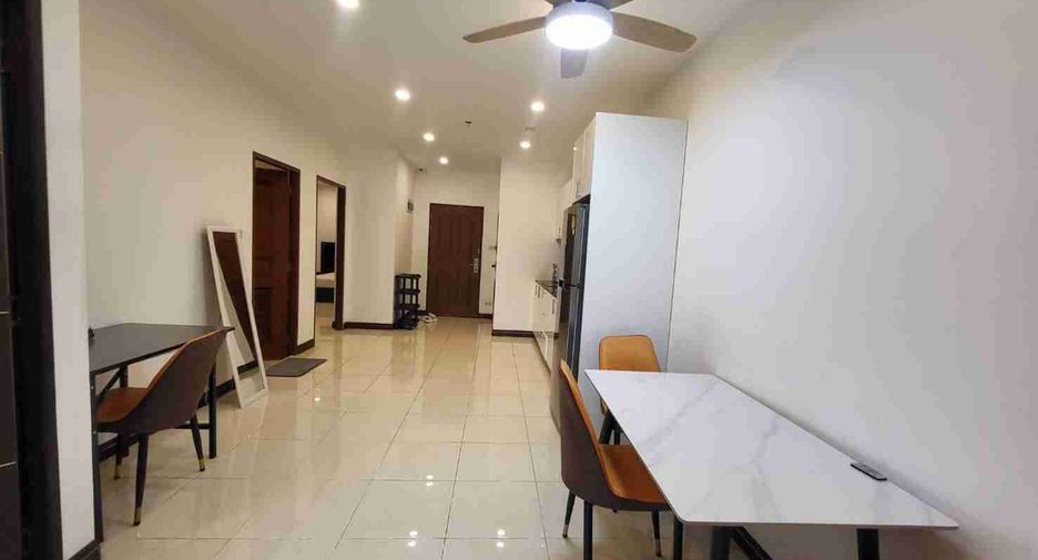 For sale 2 bedrooms condo in Pratumnak, Pattaya
