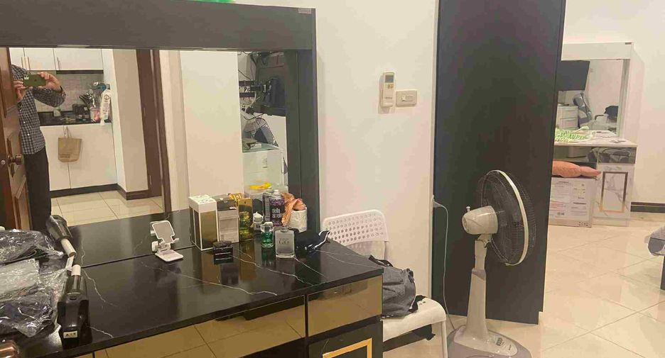 For sale 2 bedrooms condo in Pratumnak, Pattaya