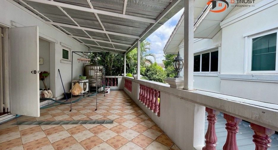 For sale 3 bedrooms house in Thung Khru, Bangkok