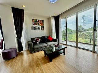 1 Bedroom Condo In Si Racha, Chonburi
