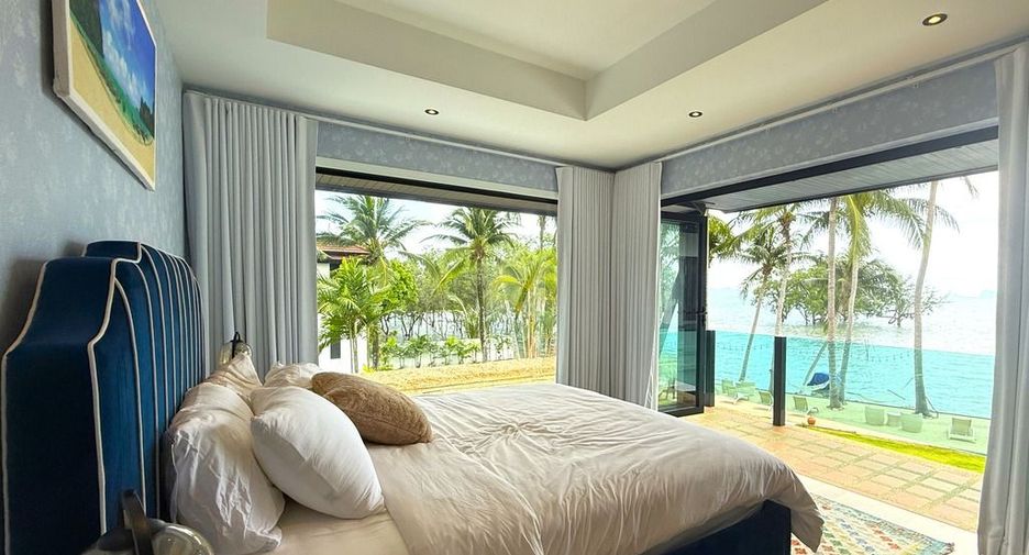 For sale 4 bedrooms villa in Mueang Krabi, Krabi