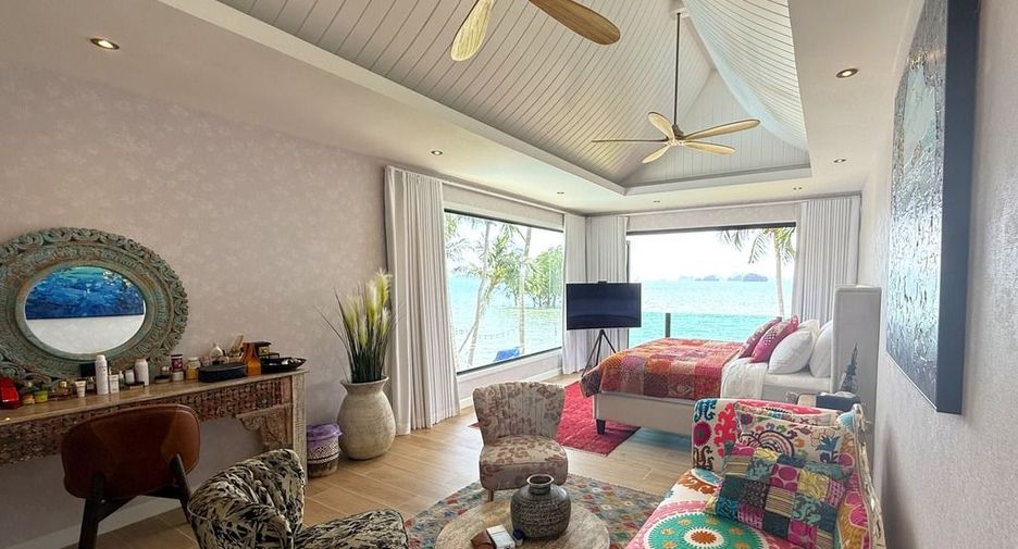 For sale 4 bedrooms villa in Mueang Krabi, Krabi