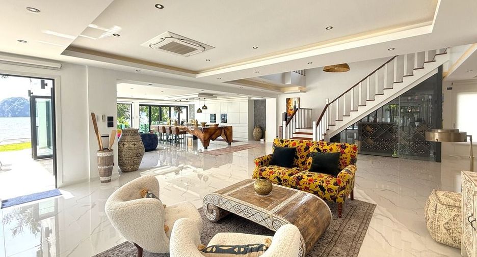 For sale 4 bedrooms villa in Mueang Krabi, Krabi
