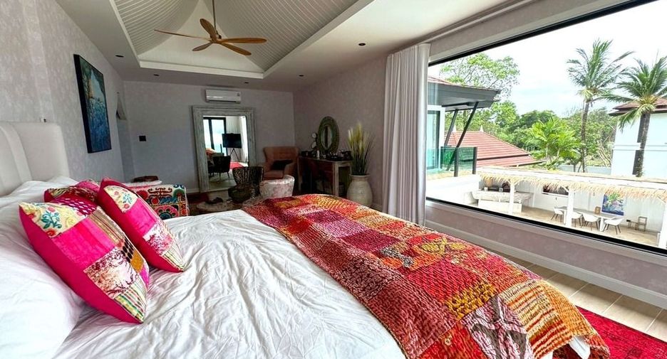 For sale 4 bedrooms villa in Mueang Krabi, Krabi