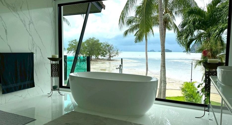 For sale 4 bedrooms villa in Mueang Krabi, Krabi