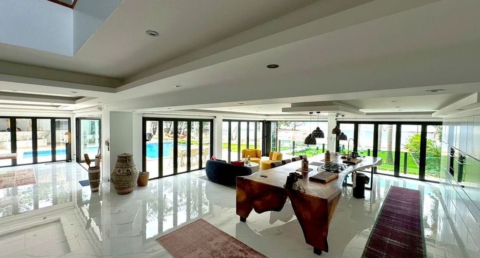 For sale 4 bedrooms villa in Mueang Krabi, Krabi