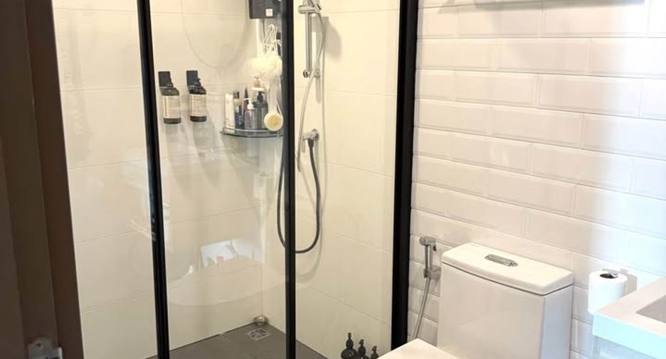 For rent 2 bedrooms condo in Suan Luang, Bangkok