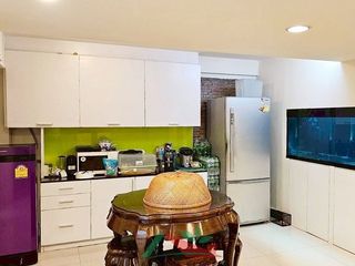出售 6 卧室 商业空间 在 Phasi Charoen, 曼谷