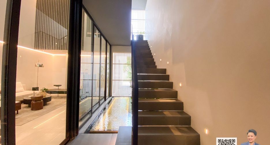 Casa adosada en venta de 3 habitaciones en Bang Phli, Samut Prakan