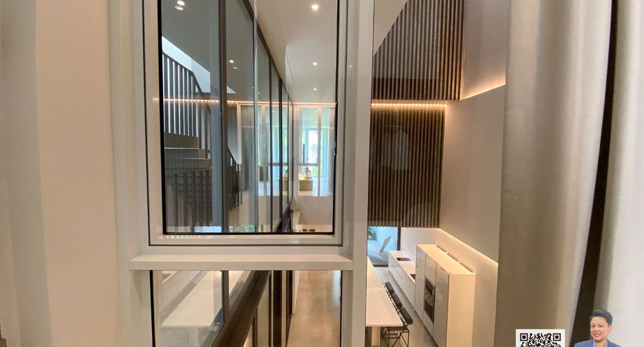 Casa adosada en venta de 3 habitaciones en Bang Phli, Samut Prakan