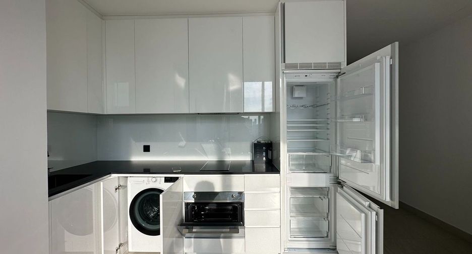 For rent 1 bed condo in Sathon, Bangkok