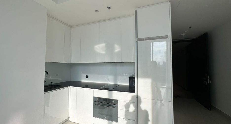 For rent 1 bed condo in Sathon, Bangkok