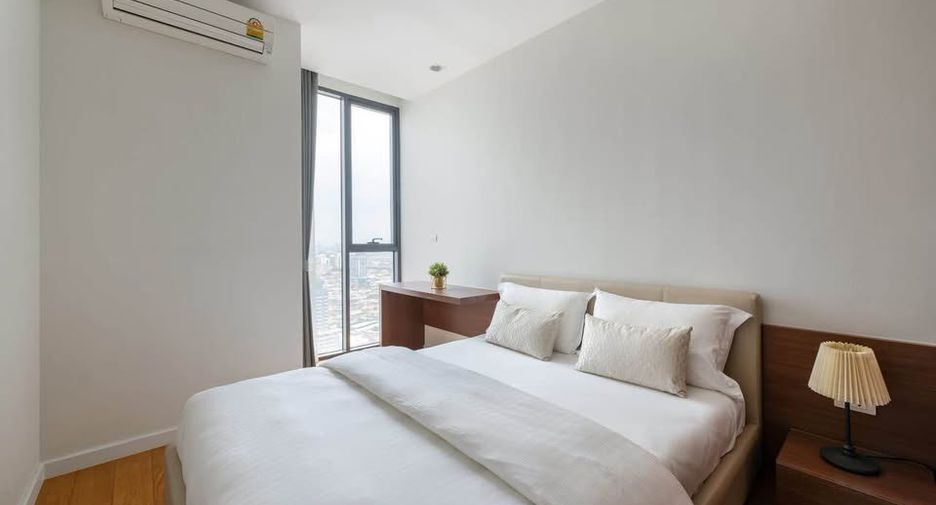 For rent 2 bedrooms condo in Thon Buri, Bangkok