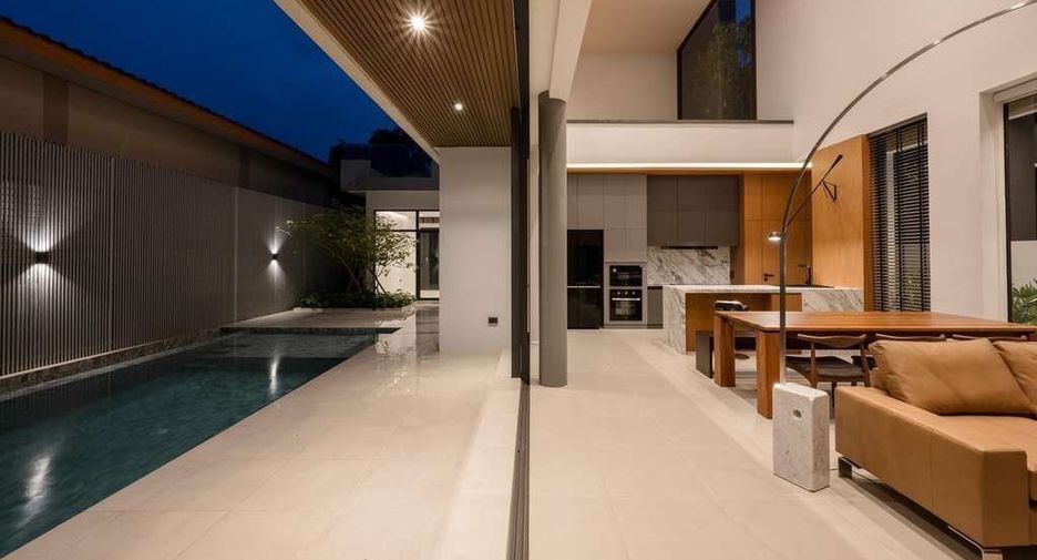 For sale 3 bedrooms villa in Mueang Chiang Mai, Chiang Mai
