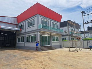 For rent and for sale 4 bed warehouse in Krathum Baen, Samut Sakhon