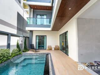 Villa zum Kauf mit 4 Zimmer in Bang Lamung, Chonburi