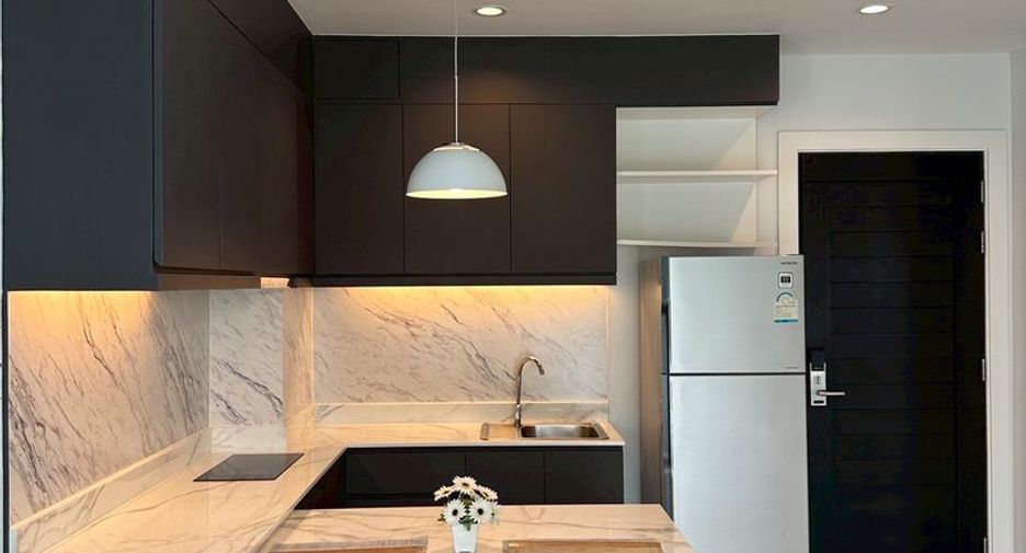 Condo en alquiler de 1 habitaciones en Si Racha, Chonburi