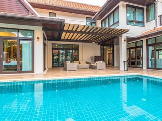 For rent 6 bed villa in Bang Lamung, Chonburi