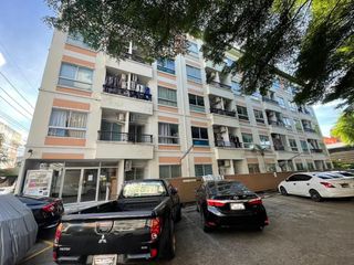 For sale 1 bed condo in Lam Luk Ka, Pathum Thani