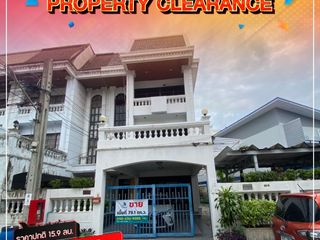 For sale 5 bedrooms townhouse in Bangkok Yai, Bangkok