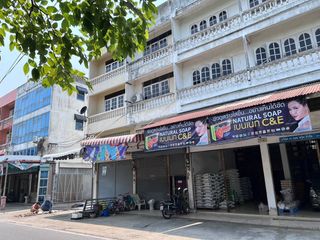 For sale 1 bed retail Space in Sam Phran, Nakhon Pathom