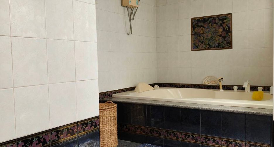 Casa en venta de 3 habitaciones en Mueang Chiang Mai, Chiang Mai