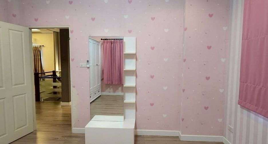 À vendre 3 chambres maison à Bang Bua Thong, Nonthaburi