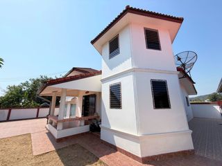 For sale 5 bedrooms house in Sattahip, Chonburi