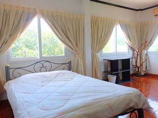 For sale 5 bedrooms house in Sattahip, Chonburi