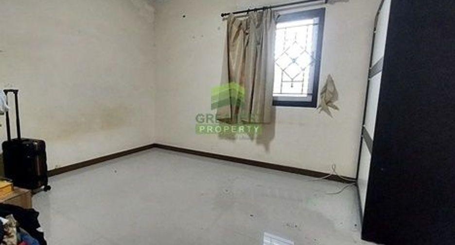 For sale 3 bed townhouse in Mueang Samut Sakhon, Samut Sakhon