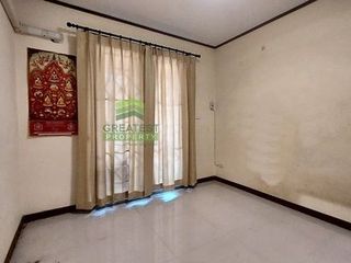 For sale 3 bed townhouse in Mueang Samut Sakhon, Samut Sakhon
