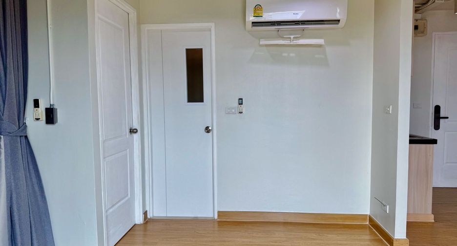 For sale 2 bedrooms condo in Phra Khanong, Bangkok