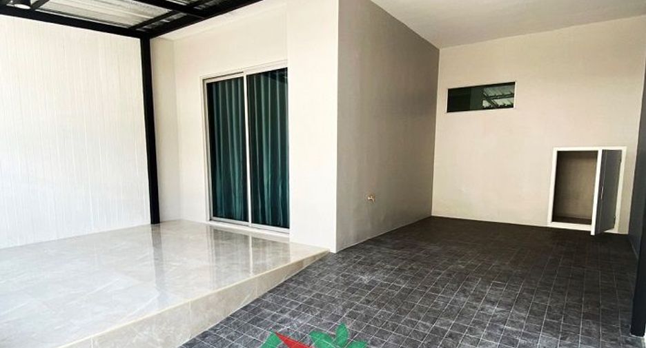 For sale 3 bed townhouse in Krathum Baen, Samut Sakhon