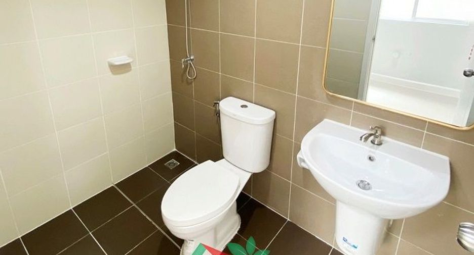 For sale 3 bed townhouse in Krathum Baen, Samut Sakhon