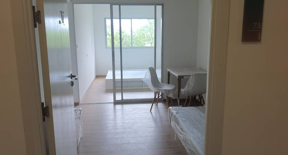 À louer et à vendre 1 chambre condo à Khlong Luang, Pathum Thani
