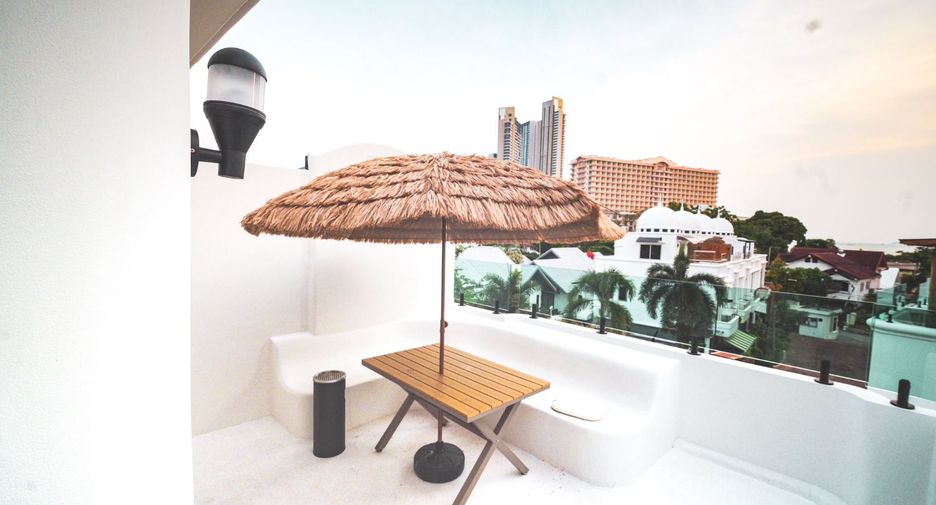 For sale 3 bedrooms townhouse in Bang Lamung, Chonburi