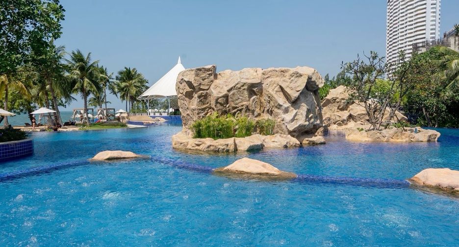 For sale 2 bedrooms condo in Na Jomtien, Pattaya