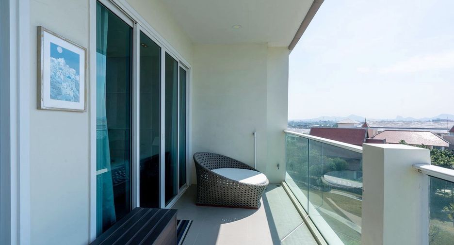 For sale 2 bedrooms condo in Na Jomtien, Pattaya