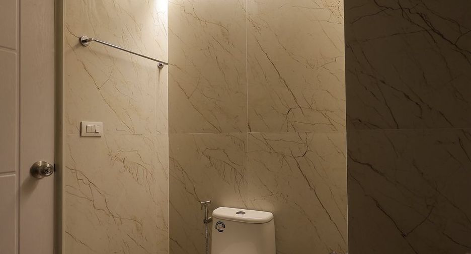 For rent and for sale 1 bed condo in Watthana, Bangkok
