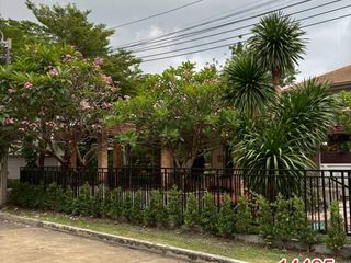 For rent 3 bedrooms house in Sathon, Bangkok