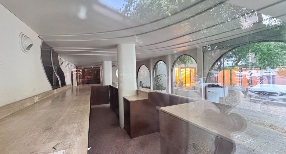 For rent retail Space in Phaya Thai, Bangkok